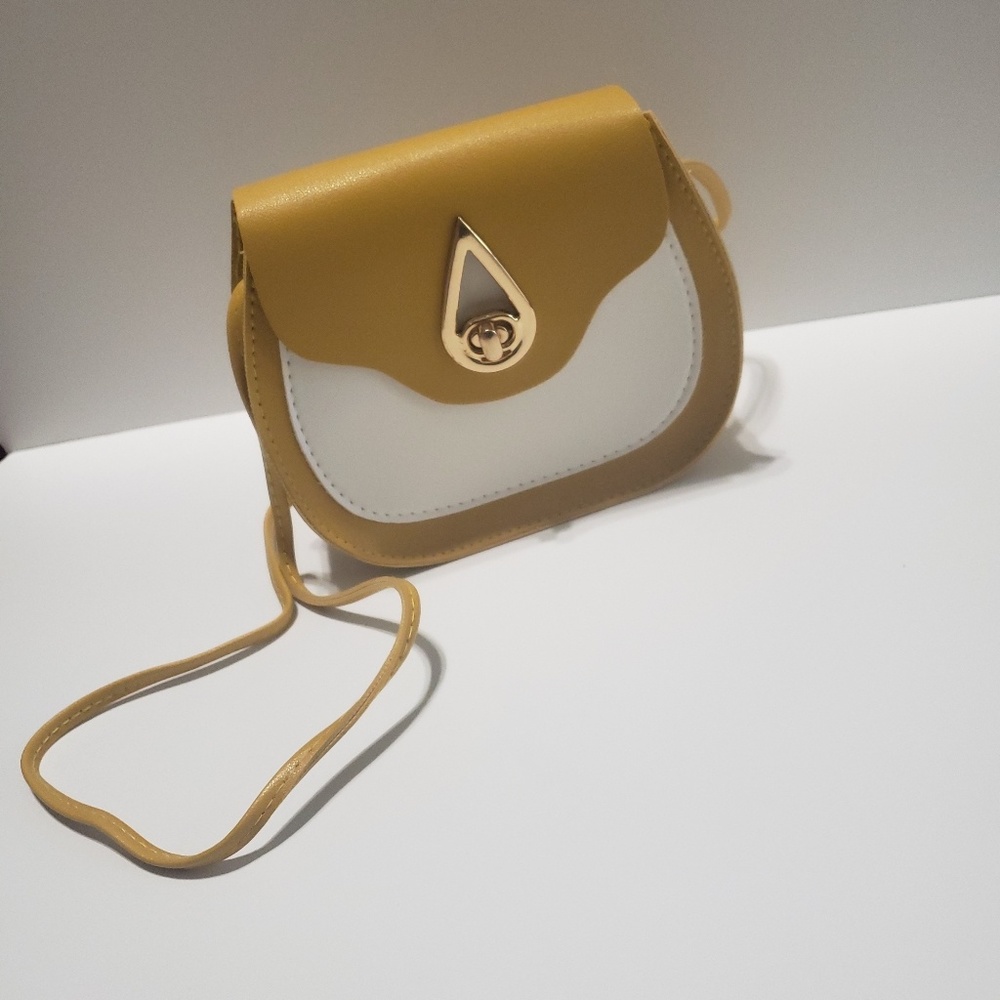 Fashionable Mini Handbags